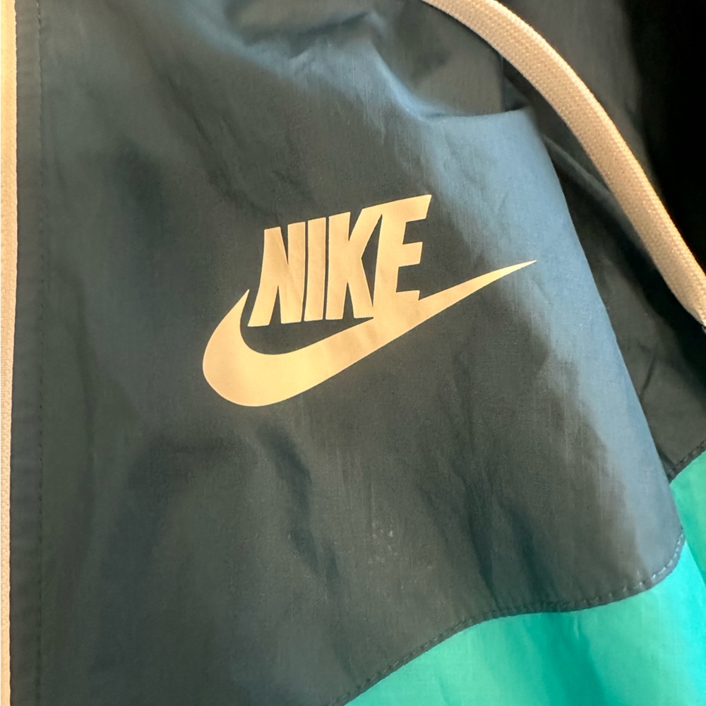 Nike Windrunner Jacket - image 5